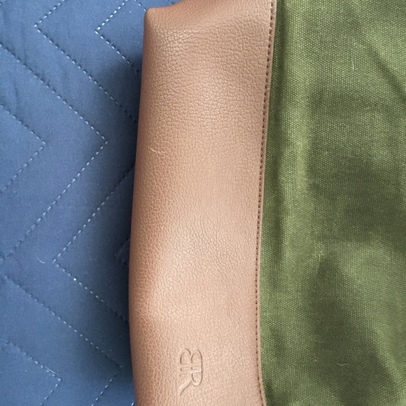 Backpack - Picture 3 of 3